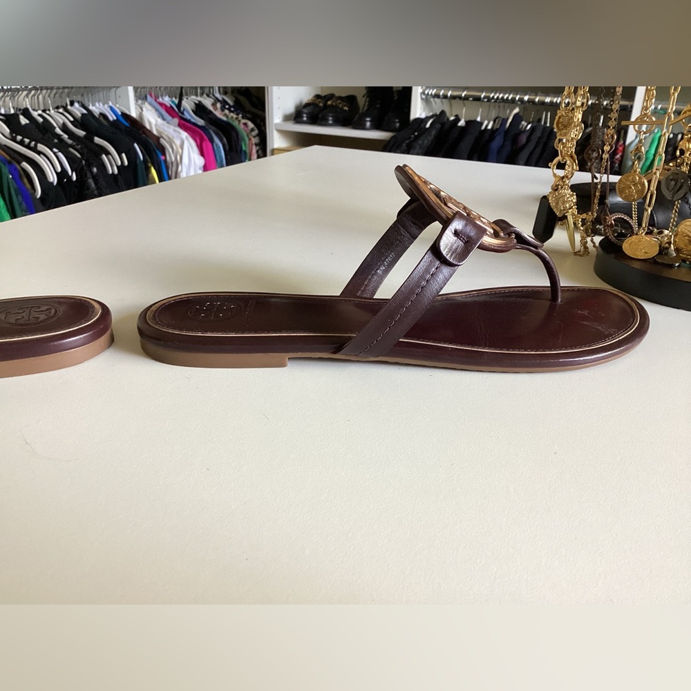 Tory Burch Metal Sandal - Picture 4 of 10